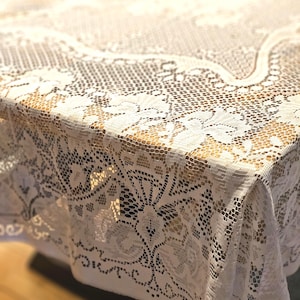Vintage French Country Lace Tablecloth: Shabby Chic Farmhouse Decor (50x70