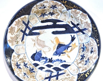 Antike Arita-Porzellanschale: Edo-Periode Imari Karpfen-DekorBefindet sich in Kanada