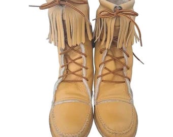 Vintage 70s Moccasin Mukluks – Cherokee Boots -  Size 5 - Winter Boots