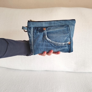 Pochette con Zip in Denim Riciclato, Porta Trucchi, Organizza Borsa, Custodia per Accessori, Eco friendly, Handmade