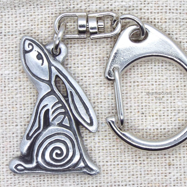 Celtic Spiral Moon Gazing Hare Pewter Push Gate Keyring with Lemon Burlap Pouch