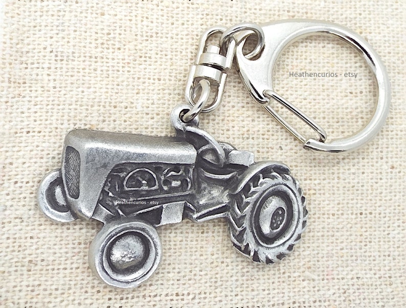 Farm Key Rings Vintage Farm Tractor Pewter Pushgate Keyring in Burlap Grey Pouch - Etsy UK
