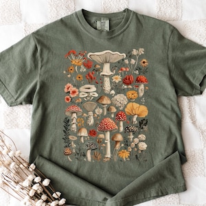 Maglietta Mushroom Forest, maglietta Goblincore Mushrooms, maglietta estetica Cottagecore, maglietta grafica Fungi, maglietta regalo per amanti della natura