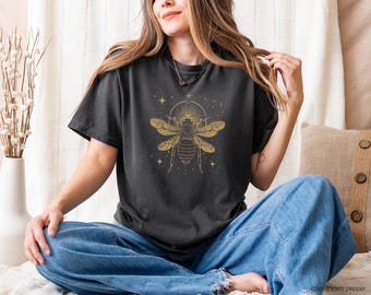 Camiseta "Salva a las abejas", camiseta "Abeja Celestial" con estampado dorado sintético, camiseta "Conserva las abejas", regalo para apicultores, camiseta retro con estampado botánico de polinizadores.
