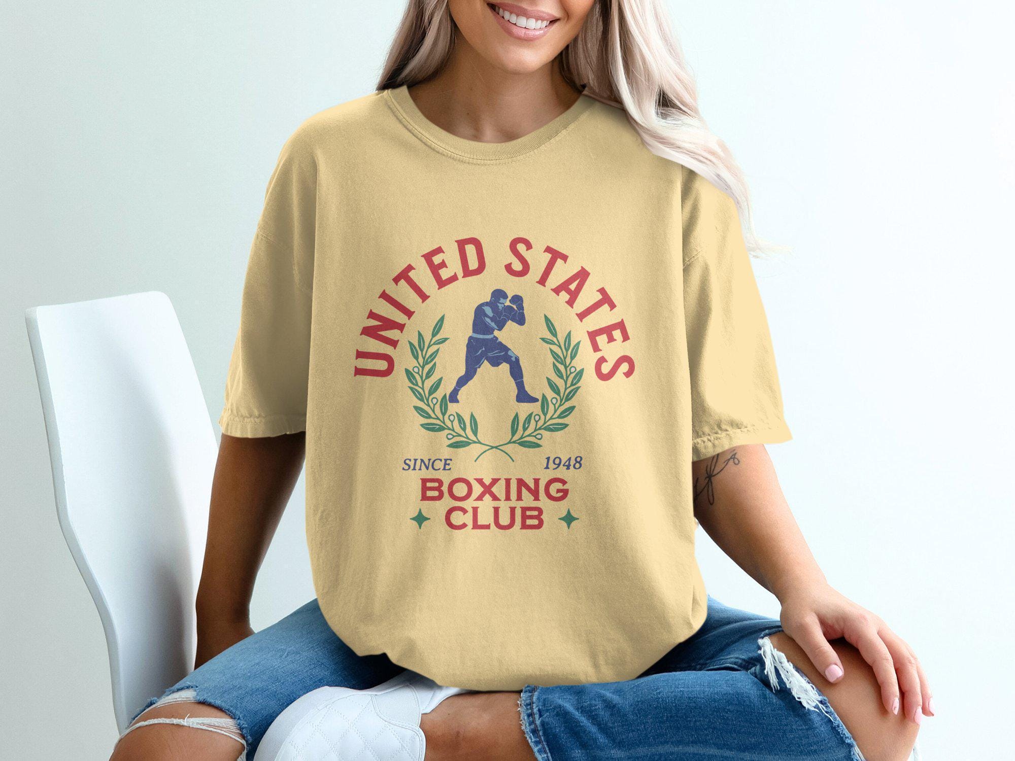 【1993studio】 Boxing Club Vintage Graphic T-Shirt / 追跡付 Comfort Colors® USA Boxing Club Retro Boxing Design Vintage