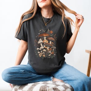 Goblincore Mushroom Shirt, Cottagecore Mushroom Aesthetic Tee, Forestcore Toadstool Shirt, Nature Lover Gift, Comfort Colors Shirt