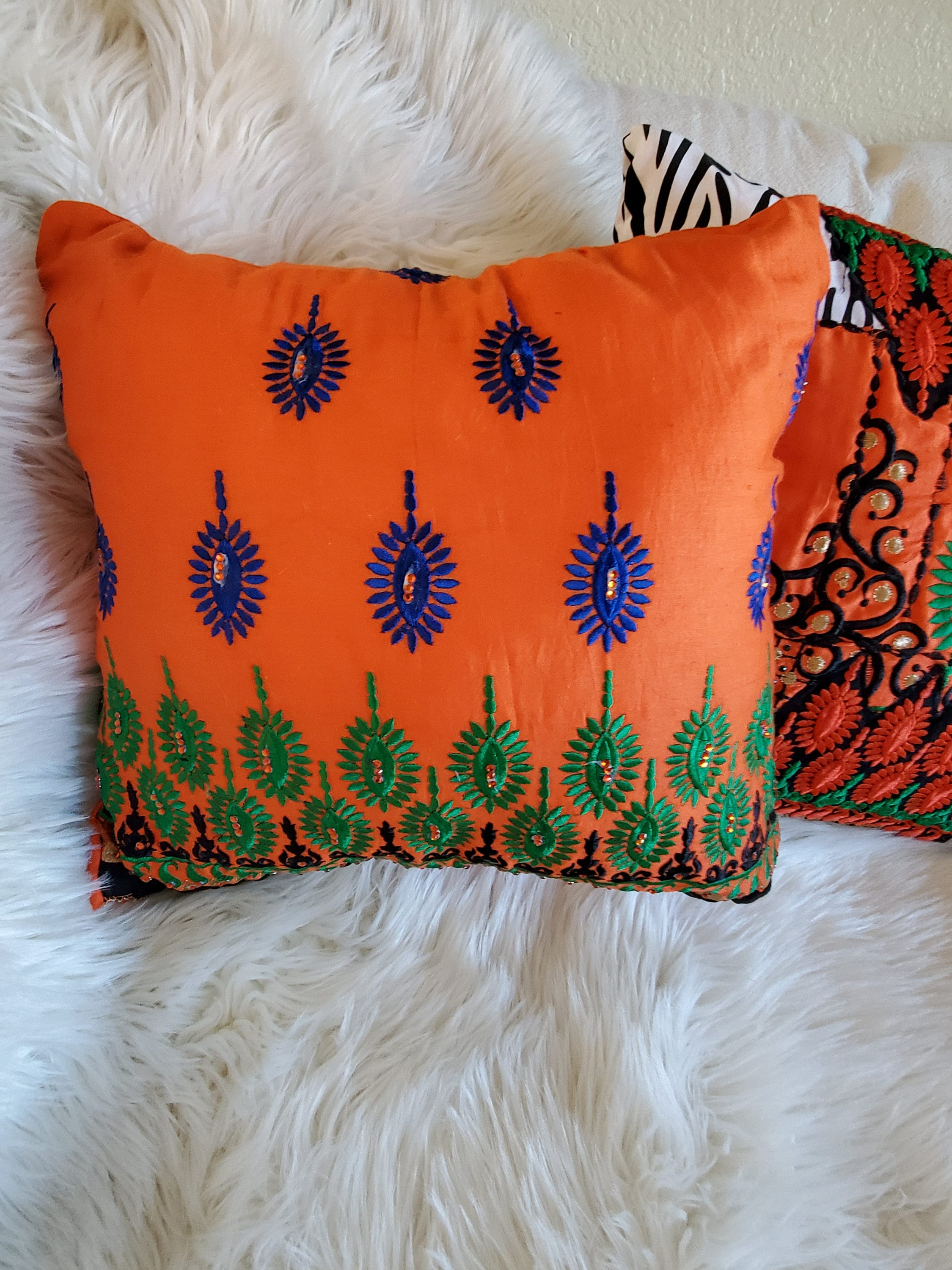2 Decorative Pillows, Boho cushion, Bohemian home décor, handmade ...