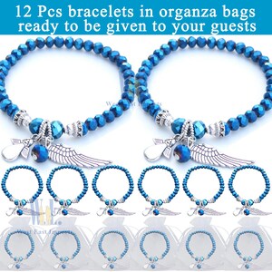 Pulsera con dije de alas de ángel y cuentas de cristal, recuerdo de bautizo, rosa, azul y transparente, con bolsitas de organza. imagen 10