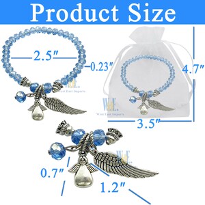 Puede incluir: Pulsera de cuentas de cristal azul claro con dijes plateados de &aacute;ngel y ala. La pulsera tiene un di&aacute;metro de 6,35 cm y cuentas de 0,58 cm. Incluye una bolsa blanca de 11,94 cm por 8,89 cm, con dijes que miden 1,78 cm y 3,05 cm de largo.