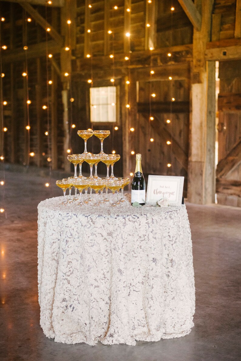 Ivory Rosette Tablecloth Table Linen Romantic Image 0