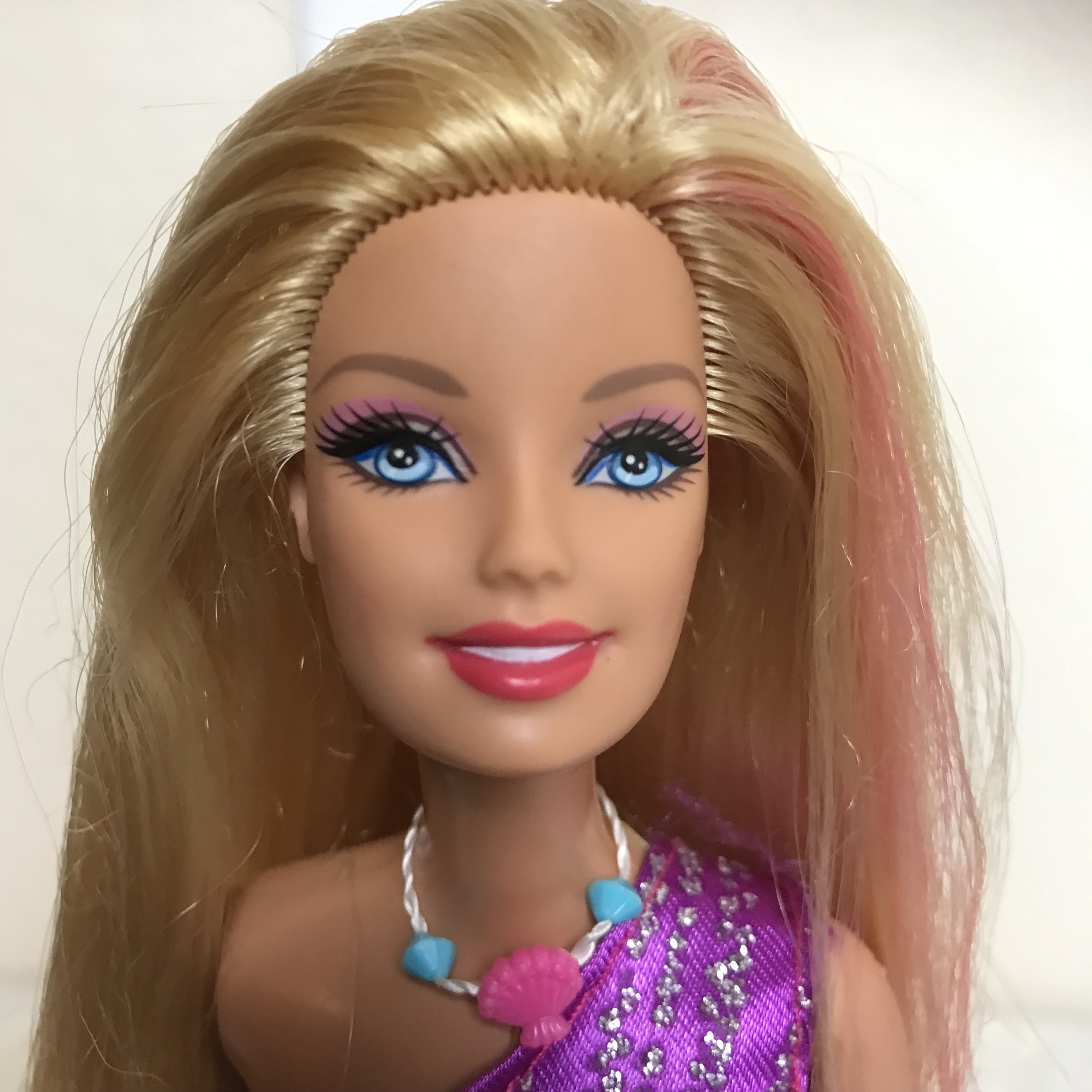 Barbie with pink streak in hair new arrivals