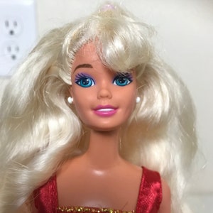 Barbie Twist N Turn de Mattel de 1976, cabello rubio, ojos azules, rodillas dobladas, cuerpo de 1966