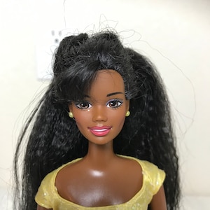 1987 Mattel AA Twirlin' Makeup Barbie: Black Hair, Original Outfit