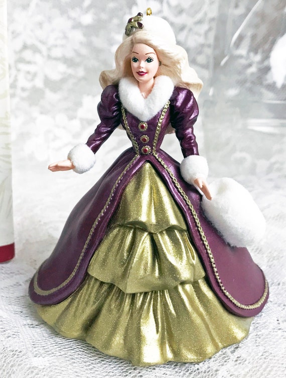 Barbie holiday 1996 new arrivals