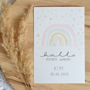 Postkarte zur Geburt mit Regenbogen
