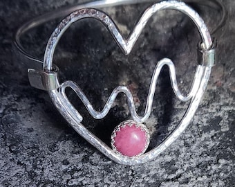 Sterling Silver Rhodonite Heart Bracelet - .925 Hammered Pulse Line Jewelry - Pink Crystal Heartbeat Charm, Whimsical Gift for Her