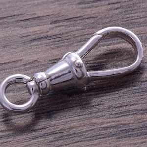 Un mosquetón de plata esterlina de 1 pieza x 22 mm con cierre de langosta DB4V