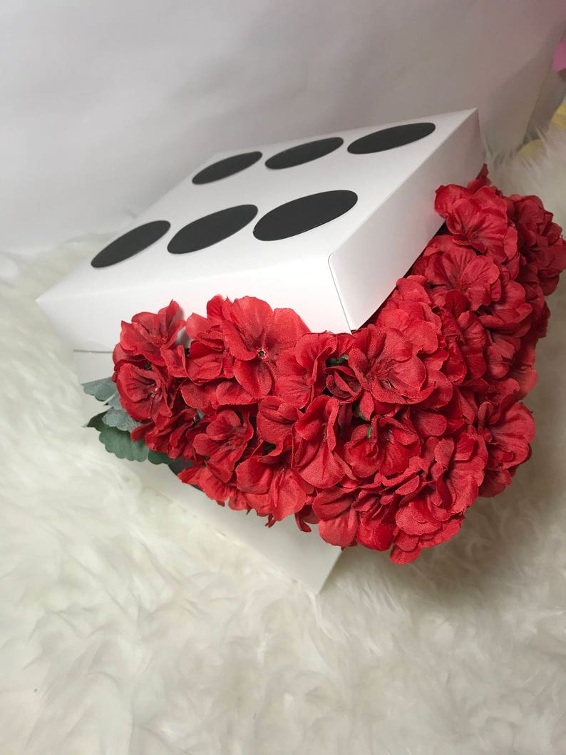 Vegas/ Poker/ Game Night Centerpiece Dice Centerpiece | Etsy