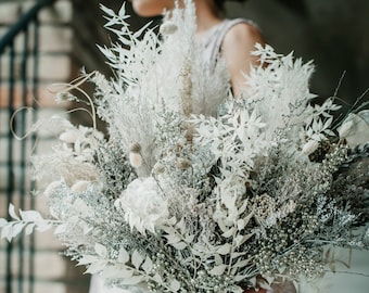 HAWA | Organic white bouquet / Preserved and dried flowers / Boho floral minimalist bunch for a bride / Bridal flowery bohemian bouquet