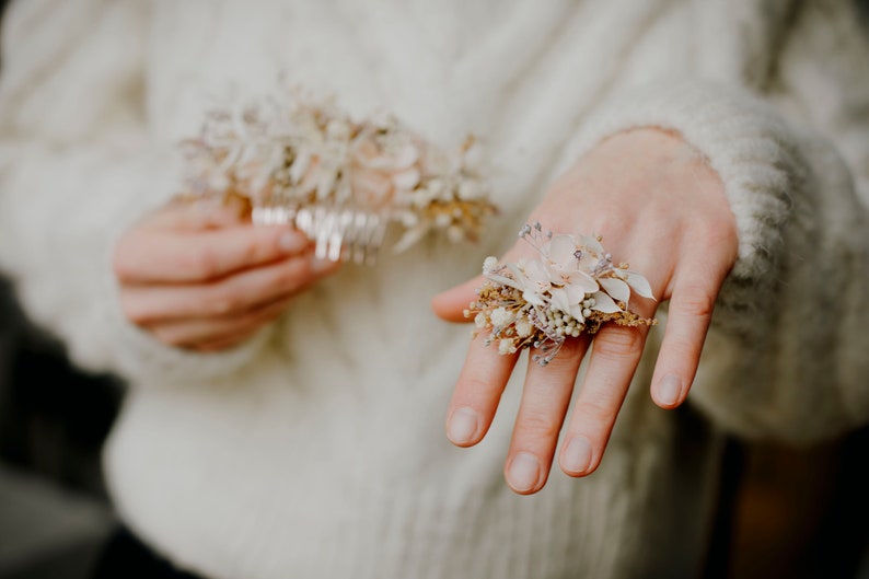 AYLA comb Soft pink-peach/beige/ivory tones with preserved plants and flowers / Bridal piece boho wedding / Bride bridesmaids hair vine image 7