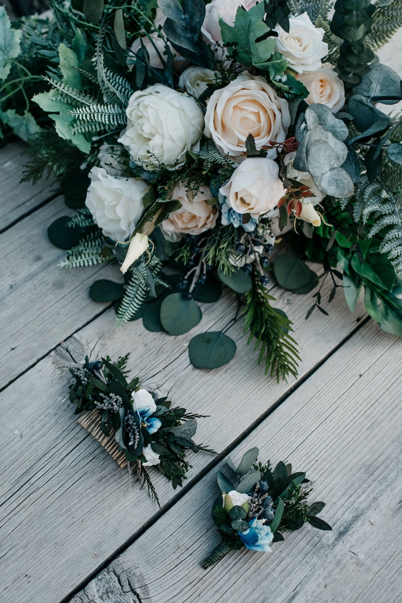 AYARI / Peineta floral verde, blanca, azul claro-melocotón-rosa y marfil / Pieza nupcial para una boda boho / Enredadera de flores para una novia imagen 6