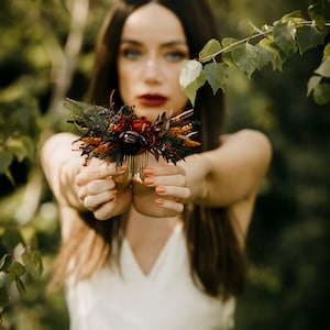 HAYLANA comb Dark burgundy red plum burnt orange black tones with preserved eucalyptus / Bridal piece boho wedding / Bride or bridesmaids zdjęcie 4