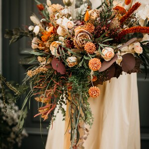 YASSINE bouquet Wild light orange dark mauve ivory peach wedding bouquet / Boho floral minimal bunch for a bride / Flowery bridal bohemian image 2