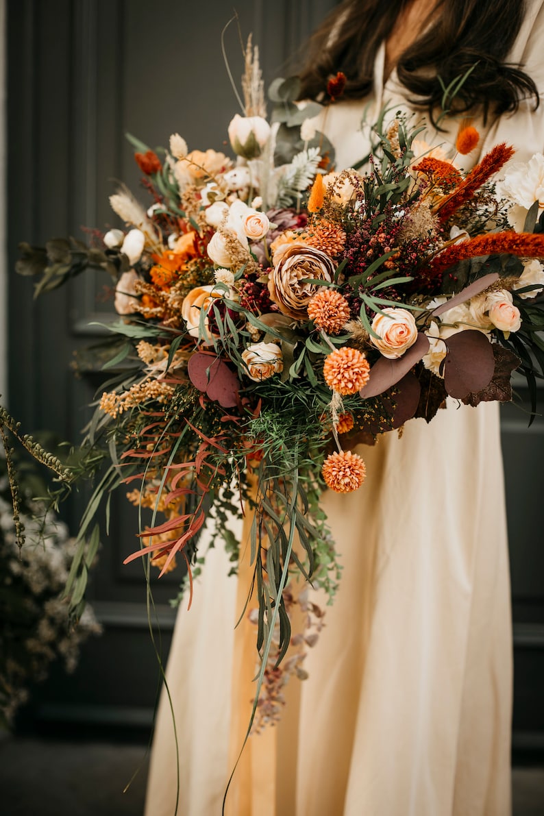 YASSINE bouquet Wild light orange dark mauve ivory peach wedding bouquet / Boho floral minimal bunch for a bride / Flowery bridal bohemian image 2