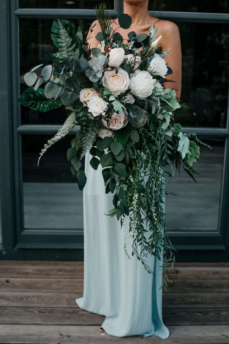 AYARI / Peineta floral verde, blanca, azul claro-melocotón-rosa y marfil / Pieza nupcial para una boda boho / Enredadera de flores para una novia imagen 8