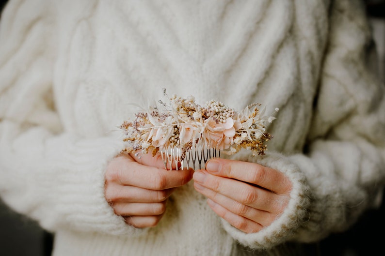 AYLA comb Soft pink-peach/beige/ivory tones with preserved plants and flowers / Bridal piece boho wedding / Bride bridesmaids hair vine image 1