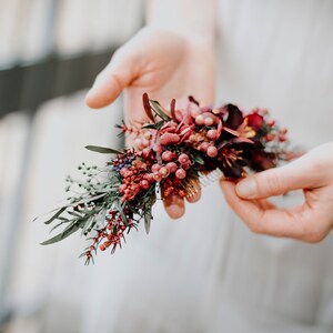 AZIZA | Wild colorful wedding floral comb / Bridal piece for a boho wedding / Flower hair vine for a bride
