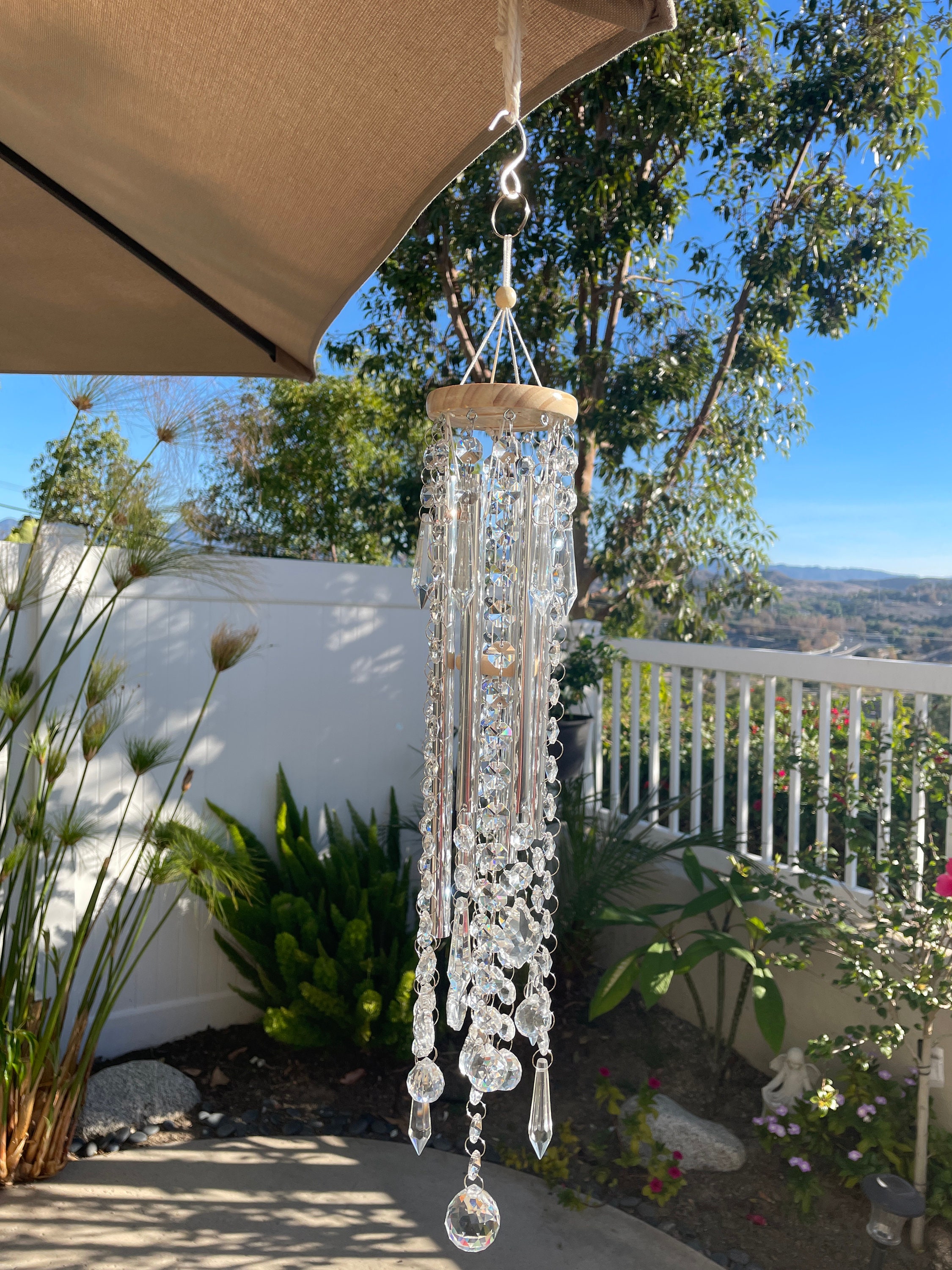 Lustre carillon éolien en cristal attrape-soleil -  France