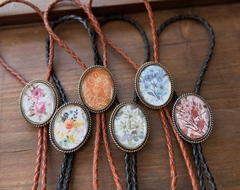 Corbata bolo floral para boda / Regalo para él / Azul empolvado, rosa, naranja quemado, verde oliva / Inspiración vintage