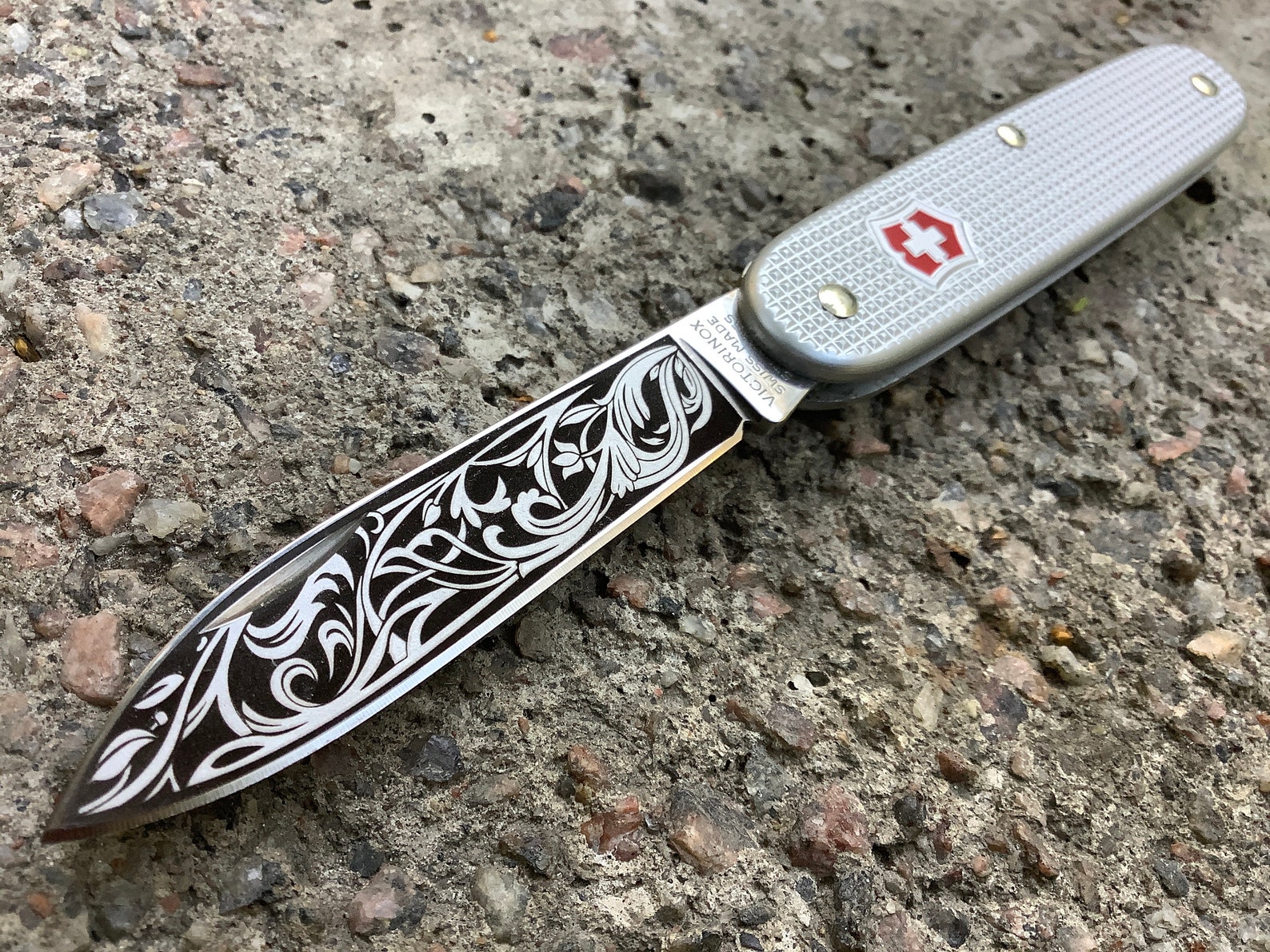 Victorinox Swiss Army Knife Pioneer SOLO custom print to Etsy