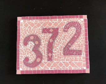 Mosaic House Number, different sizes and colours available. 1,2,3 digits