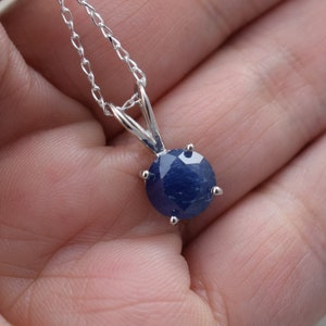 Blue Sapphire Pendant - Natural Faceted Sapphire - 8 mm Round - Sterling Silver - Choice of Chain
