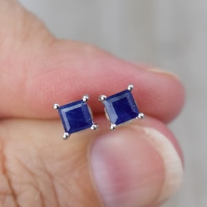Blue Sapphire Stud Earrings (Sterling Silver) - Natural Gemstone - 4 mm Square