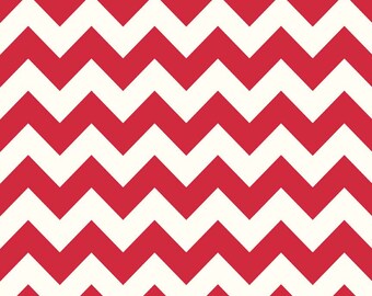 Medium Chevron op Cream - Red By Riley Blake Designs Cotton Quilting Fabric 1.7 meter (1.85 yards) Medium Chevron on Cream - Red By Riley Blake Designs Cotton Quilting Fabric 1.7 meters (1.85 yards) Medium Chevron on Cream - Red By Riley Blake Designs Cotton Quilting Fabric 1.7 meters