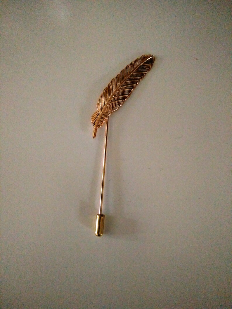 Gift Wrapped Feather Jewellery Suit Accessory Business Gift Gold Lapel Pin for Men