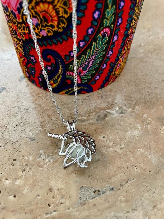 Pendentif Licorne Tête Avec Pierre En Métal Argenté - Neuf Sans Emballage - Bijou Fantaisie