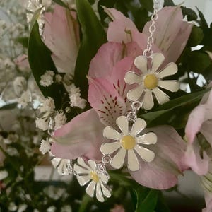 White Daisy Necklace, Spring Flower Pendant Necklace for Women