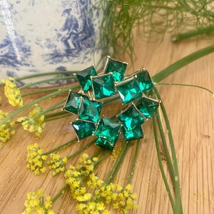 Emerald Green Square Gemstone Brooch, Vintage Style Statement Pin with Gold Tone Setting