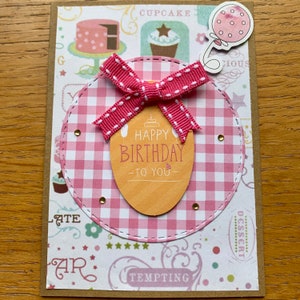 Feliz cumpleaños, tarjeta de feliz cumpleaños, tarjeta de cumpleaños, tarjeta de feliz cumpleaños mamá, tarjeta de cumpleaños para ella, tarjeta de cumpleaños novia