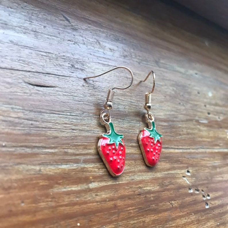 Strawberry Earrings Red Earrings Dangle Fun Earrings Quirky - Etsy