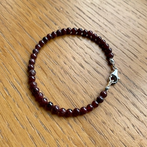 Garnet, garnet bracelet, bracelet garnet, garnet jewellery, garnet jewelry, january birthstone bracelet, sterling silver bracelet for women