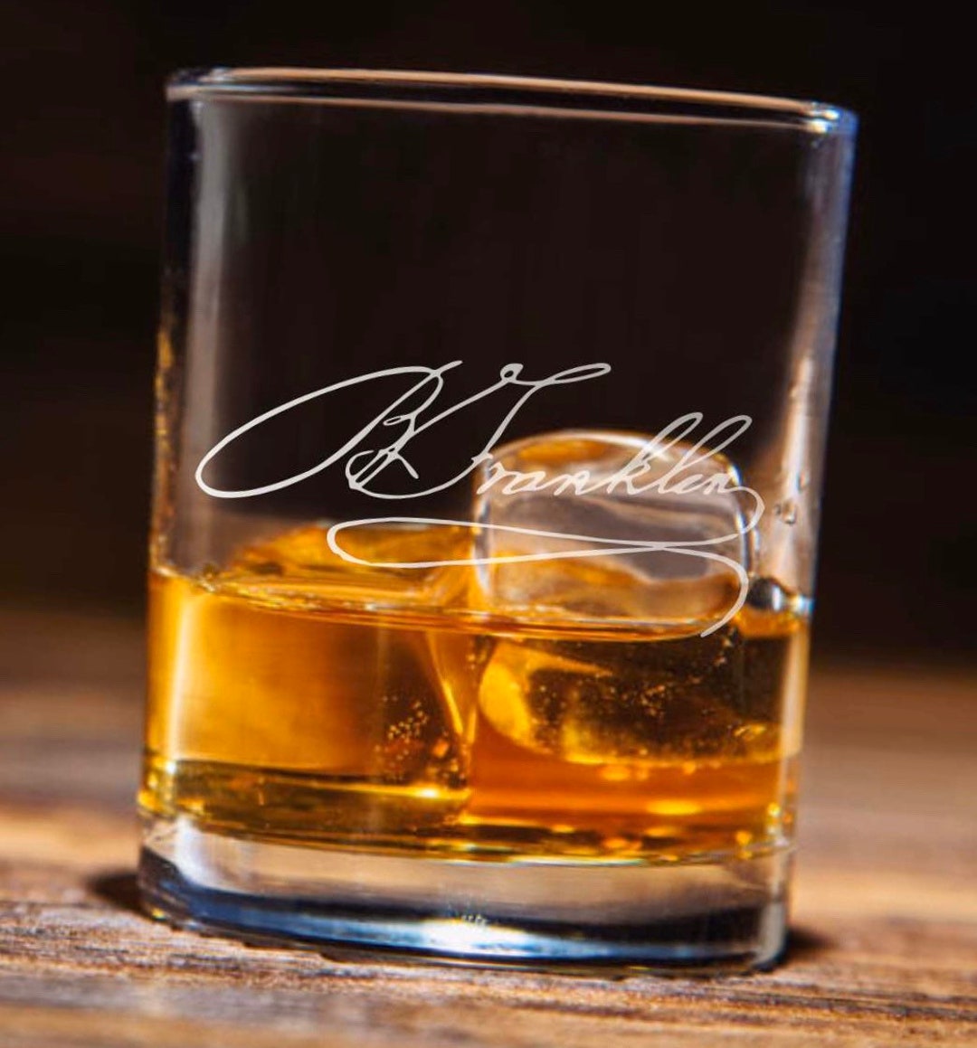 345cc [Introduction to name exclusive wine glass] Thin edge name carved  glass whiskey glass customized - Shop msa-glass Bar Glasses & Drinkware -  Pinkoi