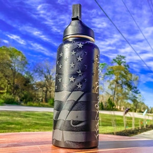 We The People American Flag / Hydro Water Bottle / 32 ounce / Laser Etched / Engraved Hydro Water Flask Style  / Father&#39;s Day Gift