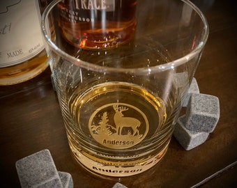 Buck / Deer / Personalized Bottom Engraved / Round Whiskey Glass / Bourbon / Scotch / Gift for Hunter / Father's Day Gift