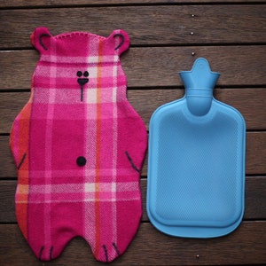 Bear hot water bottle cover recycled wool - Pink