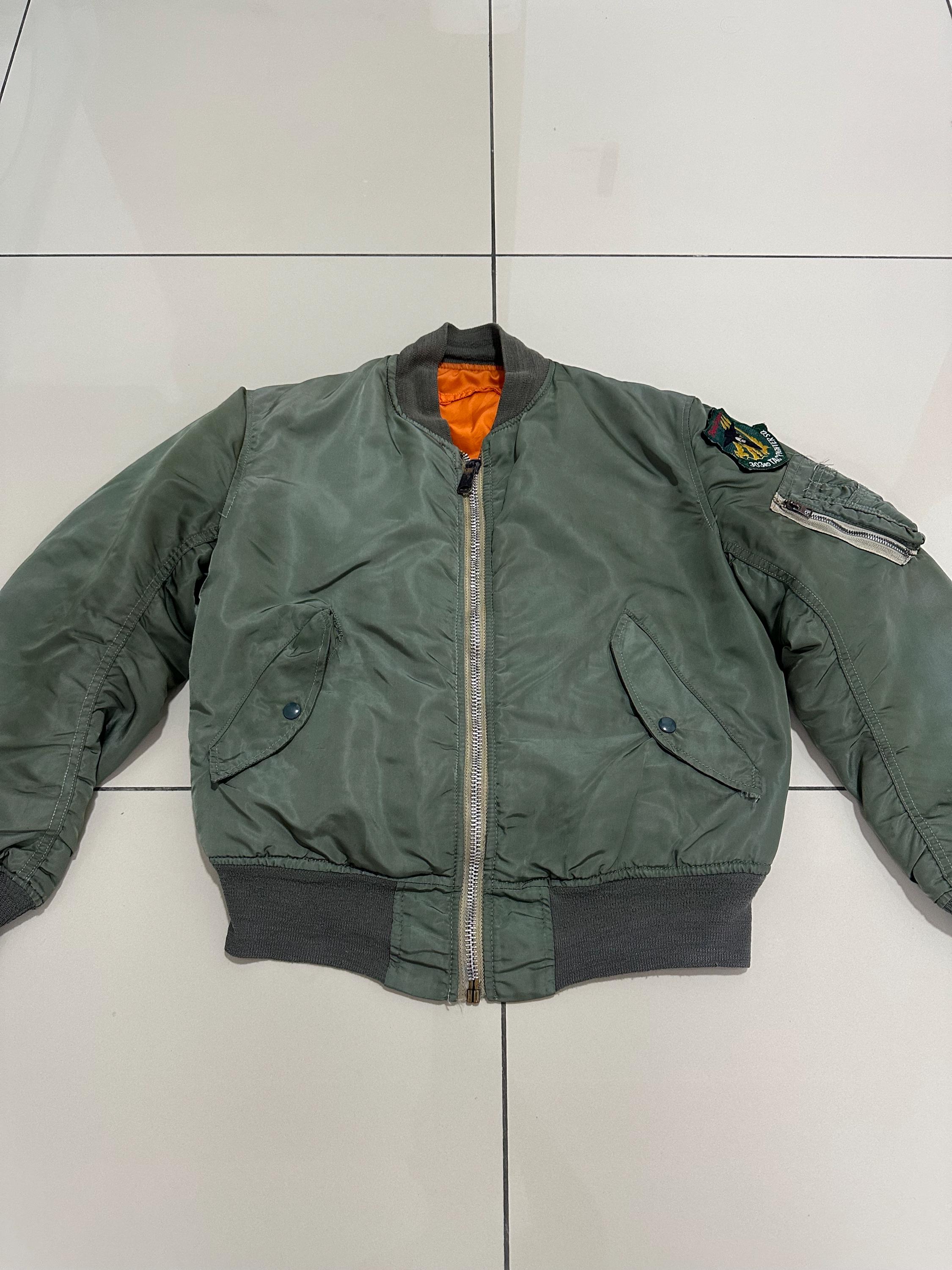 Vintage ALPHA INDUSTRIES Ma-1 Flight Jacket Bomber Jacket Design